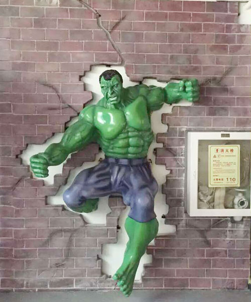 玻璃钢影视绿巨人雕塑