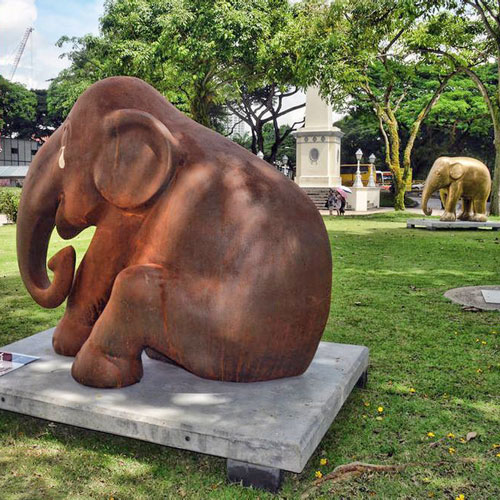园林玻璃钢大象雕塑