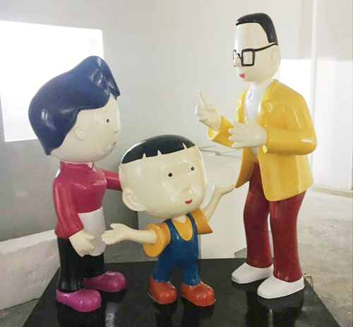 深圳玻璃卡通动画雕塑