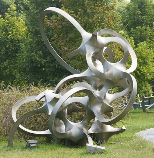 景區(qū)铁艺抽象雕塑
