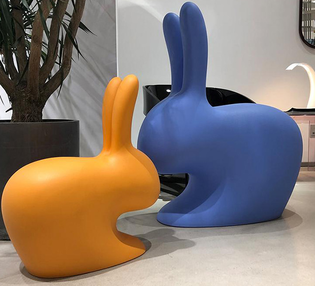 创意玻璃钢动物(wù)兔子造型凳子