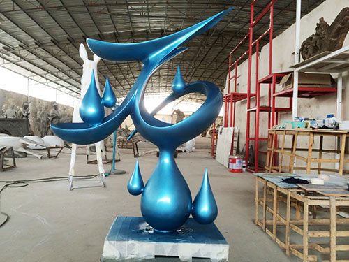 不锈钢小(xiǎo)型抽象雕塑