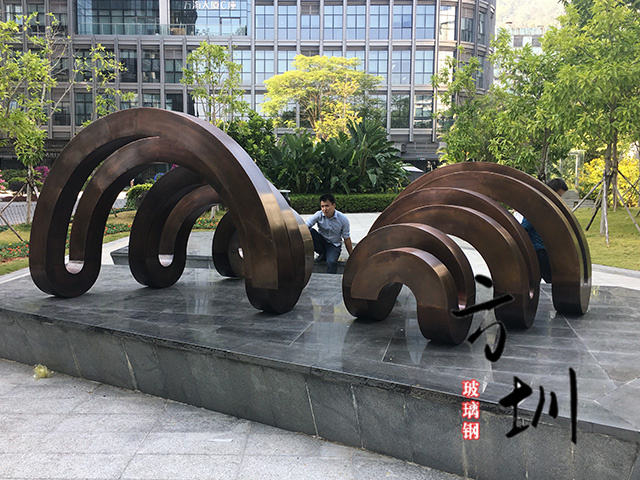 花(huā)园广场创意铜艺景观雕塑